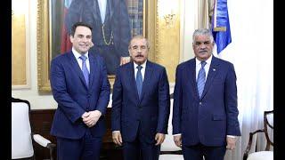 Presidente Danilo Medina recibe a embajador estadounidense ante la OEA