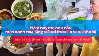 Phung Vo family Cuộc sống Mỹ- Hôm nay mẹ con nấu món canh rau đắng với cái thác lác và cá kho tộ