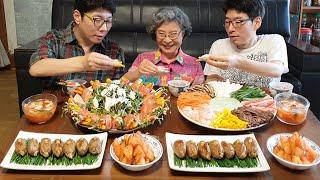 Korean holiday food recipes (gujeolpan, galbi, salmon salad, sikhye, pear radish kimchi)