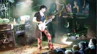 Steve Vai blows up his amp