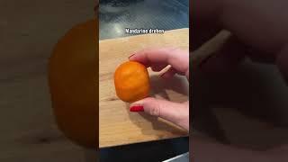 Mandarine richtig schälen #shorts #mandarine #shortvideo #obst #mandarineschälen