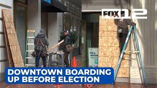 Downtown Portland boarding up before election night