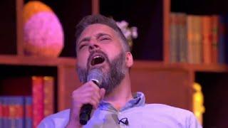 Iain Lee Singing The Monkees on Celebrity Game Night