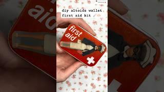 DIY Altoids Wallet  First Aid Kit  #diy #diygift #minimakeup