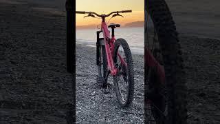 Showing my 29er mtbmx bike a little love! #sunset #biketravel #mtbtravel #bikelove