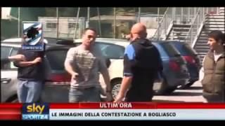 ULTRAS SAMPDORIANI SCHIUMANO CONTRO L'ARROGANTE MISTER CAVASIN