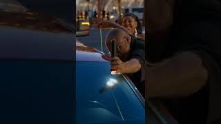 Unlocking A Car With a 6-Foot-Python Inside | Sin City Tow | Discovery Channel