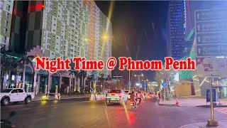 Street Scene Night Time In Phnom Penh City Cambodia 2023