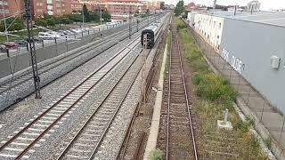 Renfe 594 TRD saliendo de Valladolid