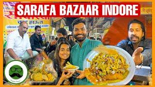 Indore Sarafa Bazaar Street Food with Wife | Veggie Paaji