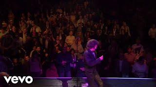 Gino Vannelli - People Gotta Move (Live)