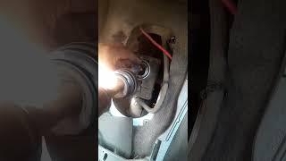 Toyota Innova gear lever remove and fitting easy #automobile #mechanic