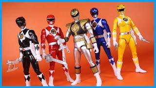 Hasbro Pulse Exclusive Super7 DELUXE MIGHTY MORPHIN POWER RANGERS Action Figure Review