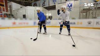 Найризикованіший експеримент: Олександр Попов спробував себе в хокеї – День у спорті