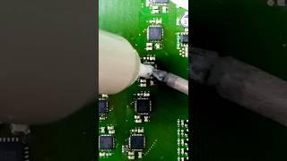 Desoldering Techniques using Desoldering Pump or Solder Sucker