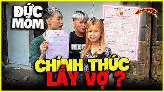 Van Huynh | Duc Mum Officially Signs Marriage Certificate With Kim Chi ???