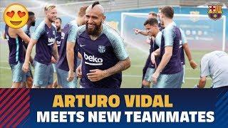 Arturo Vidal - First Training on Barcelona Football Club