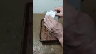 Dinaturalin aja biar keluar pamor kayunya.