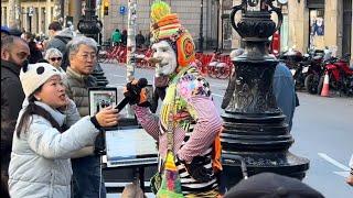 Karcocha Street Art in The Rambla, Barcelona 2024, Comedy improvisation 