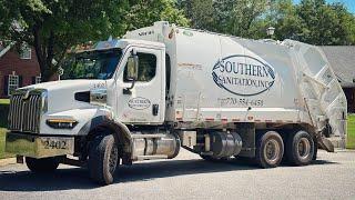 Western Star New Way King Cobra Rear Loader