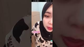 cewek hijab sange