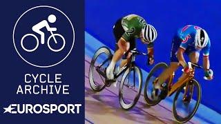 Elia Viviani takes on Mark Cavendish in the elimination final | Cycle Archive | Eurosport