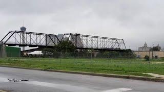 City of San Antonio seeks input on development of future park next to Hays Street Bridge