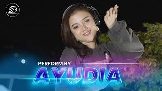 AYUDIA PUTRI I PERFORM OUTDOOR AT DAGO BANDUNG PART II #DJPERFORMANCE