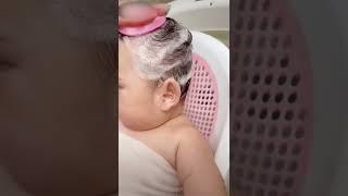 Baby's Ear Protector During Bath #shorts #babyshower #babyneeds #momhacks #goodthings