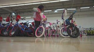 Colorado Springs bike shop delivers more than 1,000 bikes to children this Christmas