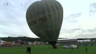 MONTGOLFIADE WARSTEIN 2016 - Start eines Heißluftballons