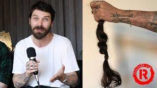 Biffy Clyro's Simon Neil Is Giving His Hair Away To Charity