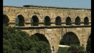 Pont du Gard (Roman Aqueduct) (UNESCO/NHK)