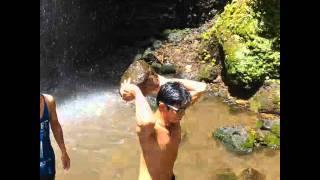 Pamer BODI di air terjun
