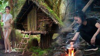 A day in the forest to build a shelter and roast chicken for food, living with nature in beauty