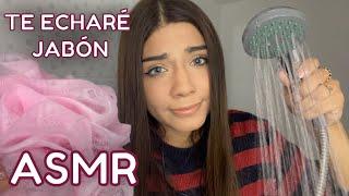 ASMR ROLEPLAY ESPAÑOL / TE DOY UN B4Ñ0 RELAJANTE + MASAJES