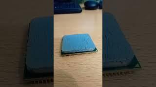 Как поменять термопасту на процессоре?
