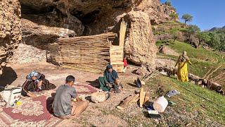 Nomadic reed huts were built in the cave by nomadic women