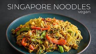 Vegetarian Singapore Noodles Recipe | Cantonese Curry Rice Noodles (星洲炒米粉)