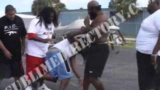 Kimbo Slice vs Dreads