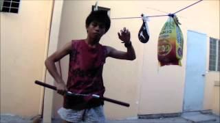 How to use nunchuck or nunchaku?