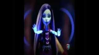 Monster High - Ghouls Alive Doll Commercial