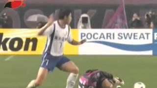 2011ACL 崔鹏恶意剪刀脚飞铲染红离场 大阪VS山东
