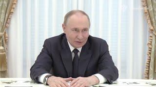 Владимир Путин о недостаточной правде в исторических учебниках о Великой Отечественной войне