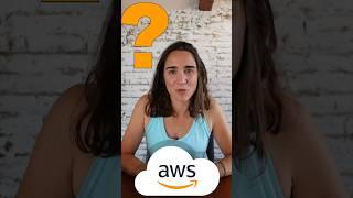 Amazon Web Services erklärt in 45 Sekunde von ex-AWS Mitarbeiterin  #shorts #aws #cloudcomputing