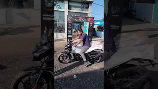 BAJAJ PULSAR N150 VS N160 !! DONO BIKE KA LOOK EK HI HAI  !! #bajaj #pulsar #n160 #n150 #short