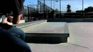 KICKFLIP and POP SHOVE NOSE MANNY SLOW MOTION