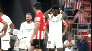 La reacción de los jugadores del REAL MADRID a la lesión de MILITAO