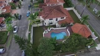 Residencia en Costa Bella, Costa del Este. Bienes Raíces en Panamá