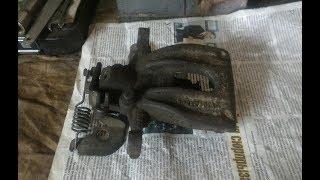 Ремонт заднего суппорта. Ford Mondeo 3 универсал. Repair of rear brake caliper Ford Mondeo lll.